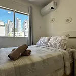 Gn01- Centro | 2 Quartos| 2 Banheiros | Garagem