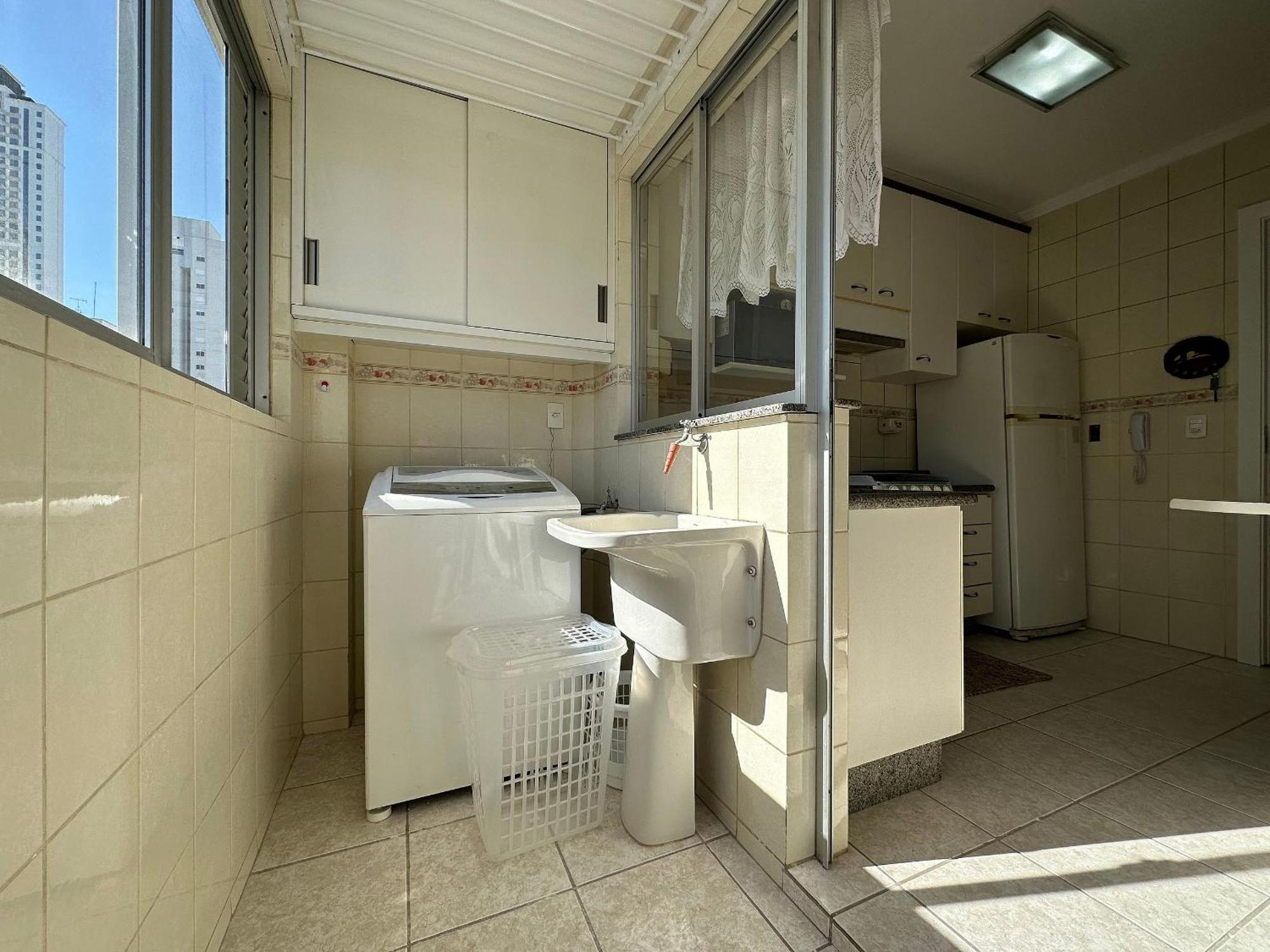 Apartamento Gn01- Centro | 2 Quartos| 2 Banheiros | Garagem *