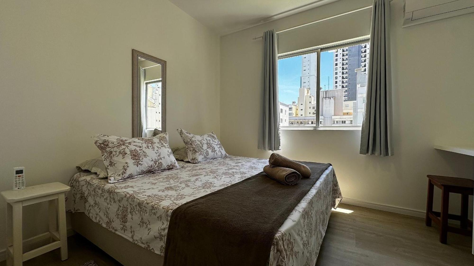 Apartamento Gn01- Centro | 2 Quartos| 2 Banheiros | Garagem Balneário Camboriú