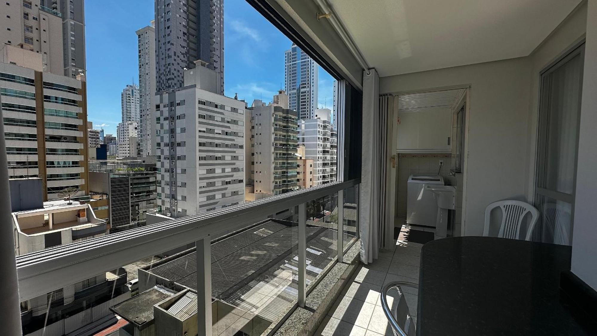 Apartamento Gn01- Centro | 2 Quartos| 2 Banheiros | Garagem *